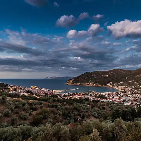 Jonina * Skopelos Town