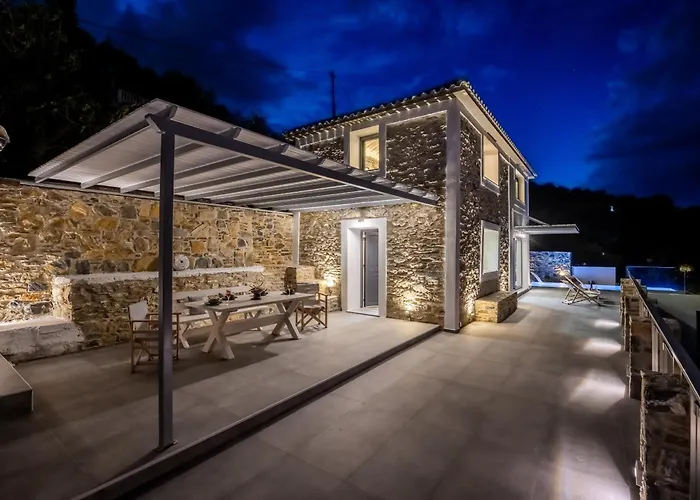 Jonina * Skopelos Town